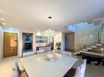 Apartamento · 190m² · 3 Quartos · 2 Vagas · Cobertura duplex à venda no bairro São José com 3 suítes.