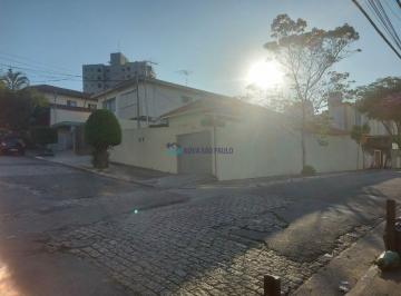 Casa · 288m² · 4 Quartos · 6 Vagas · Casa Grande na Saúde.