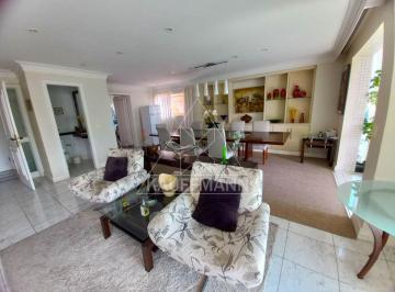 Apartamento · 200m² · 4 Quartos · 4 Vagas · Apartamento á Venda em Higienópolis -  4 Dormitórios (2 Suítes), 4 Vagas, 200m² A.U.