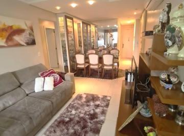 672750_iS96d74266195Zot15La5_67275067ad1ee34d588.jpg · Apartamento de 3 dormitórios com terraço no Centro