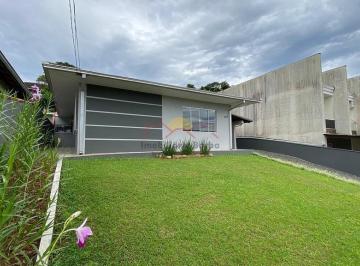 Casa · 420m² · 3 Quartos · 4 Vagas · CASA COM 03 DORMITÓRIOS NO PETRÓPOLIS !
