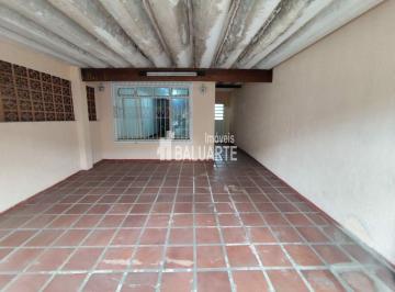 Casa · 135m² · 3 Quartos · 2 Vagas · Casa com 3 Quartos e 4 banheiro à Venda, 135m²