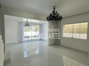Casa · 250m² · 5 Quartos · 2 Vagas · Sobrado Venda 250 m² Bairro do Campo Belo SP