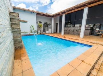 Casa de 6 quartos, Taguatinga · Casa com 3 pavimentos - 6 suítes - Edícula - Financia- Taguatinga Norte