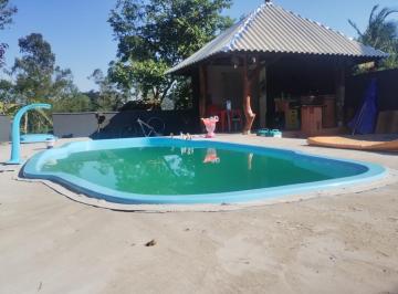 sitio-com-3-quartos-a-venda-em-balneario-picarras15540518.jpeg · Sítio à venda em Balneário Piçarras, com 3 quartos, 200m²