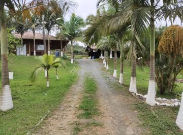 Rural · 80m² · 3 Quartos · 2 Vagas · CH0001 -Bal. Piçarras SC - Chácara