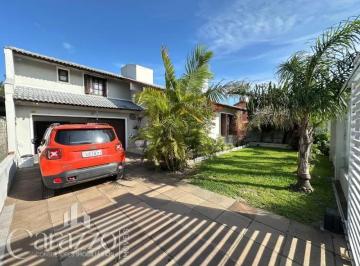 Apartamento · 4 Quartos · 2 Vagas · Sobrado 03 dormitórios em Imbé