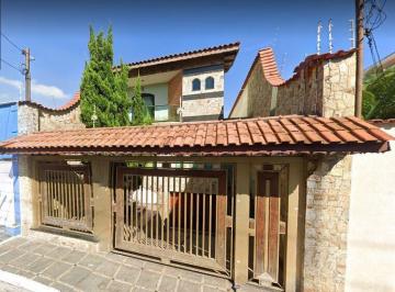 Casa · 4 Quartos · 8 Vagas · Imóvel disponível, ótima oportunidade