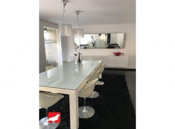 Casa · 436m² · 2 Quartos · 2 Vagas · Imóvel disponível, ótima oportunidade