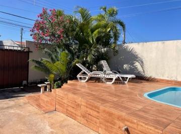 Casa de 3 quartos, Águas Claras · Veredas da Cruz SHA 6 Casa térrea em condomínio com lazer.