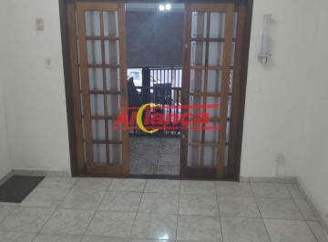 Casa · 125m² · 2 Quartos · 1 Vaga · casa térrea -Ponto comercial Centro de Guarulhos
