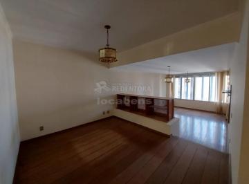 Apartamento · 263m² · 3 Quartos · 2 Vagas · Edifício Aquarius - Apartamento com 03 dormitórios, 01 sendo suíte com closet