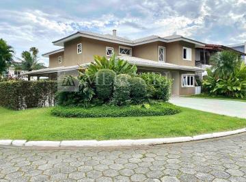 9c1c381f93b0ba9de19a4adea1ac951ddd0c0535 · Casa no Guarujá, Enseada, Condomínio Fechado, 6 Quartos, Sendo 5 Suítes, Piscina com Cascata e Churr