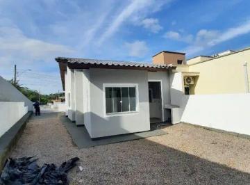 Casa · 80m² · 3 Quartos · 2 Vagas · Casa com 03 Quartos e Quintal - Bela Vista em Palhoça/SC