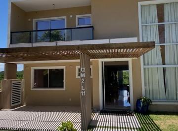 Casa de 4 quartos, Camaçari · Alphaville Litoral Norte II, área construída 320m², 4 suítes, alto padrão