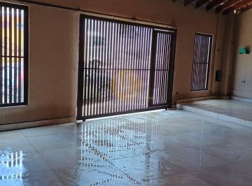 Casa · 220m² · 2 Quartos · 3 Vagas · LINDA CASA COM 2 QUARTOS, SUITE, 3 VAGAS GARAGEM E PISCINA - SANTA JULIA