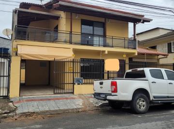 438839_iRD3Lr5bBL_43883964e6152d9f1da.jpg · Casa à Venda 3 Dormitórios (1 Suíte), 1 Vaga, 120m², Nações - Balneário Camboriú