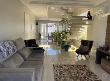 1 · Casa de 360m² com 3 quartos sendo 1 suíte na Pedra Branca