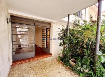 Casa · 135m² · 3 Quartos · 2 Vagas · Sobrado para reforma total a 2 quadras do metrô Saúde!