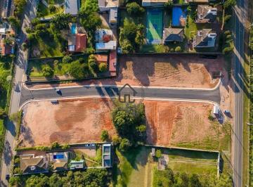 Terreno · 604m² · Terreno à venda no Residencial Jardim das Acácias.