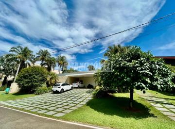 Casa · 450m² · 3 Quartos · 8 Vagas · Casa em Condomínios em Araçoiaba da Serra
