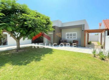 Casa · 145m² · 4 Quartos · 2 Vagas · Casa em  Rua Cangucu - Centro - Imbé/RS