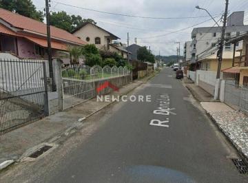 Apartamento de 2 quartos, São José · Apartamento em Rua Dona Lídia - Serraria - São José/SC