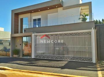Casa · 237m² · 3 Quartos · 2 Vagas · Sobrado em Rua das Ameixeiras - Recanto Tropical - Cascavel/PR