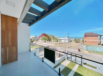 Casa · 95m² · 2 Quartos · 2 Vagas · Casa em rua da tainha jardim Beira mar - Araçá - Capão da Canoa/RS
