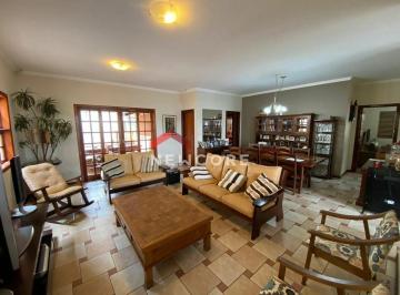 Casa · 220m² · 3 Quartos · 4 Vagas · Casa em Rua Evandro Ruivo - Jardim Estoril III - Bauru/SP