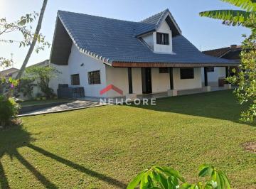 Casa · 142m² · 3 Quartos · 10 Vagas · Sobrado em Rua Washington Menezes de Camargo - Balneário Oásis - Peruíbe/SP