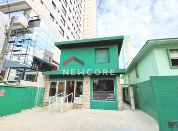 Casa · 300m² · 4 Quartos · 1 Vaga · Sobrado em Rua 1º de Maio - Aparecida - Santos/SP