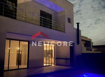 Casa · 350m² · 4 Quartos · 2 Vagas · Sobrado em Rua Joaquim Vieira Alves - Condomínio Residencial Monaco - São José dos Campos/SP