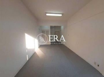 Comercial · 31m² · Cetro- Rua da Assembleia- Sala comercial, servindo para diversos fins.