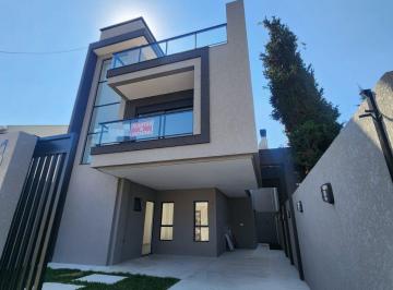 Casa · 105m² · 3 Quartos · 2 Vagas · Sobrado em Condomínio para Venda em Uberaba Curitiba-PR
