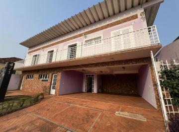 Casa · 763m² · CASA CENTRO - BOTUCATU / SP