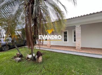 202501250917426018.jpeg · Casa para Venda em Cuiabá, Jardim Universitário, 4 dormitórios, 2 suítes, 3 banheiros, 2 vagas