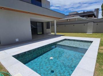 Casa · 451m² · 3 Quartos · Casa à venda - em Urbanova