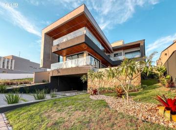 Casa · 530m² · 4 Quartos · Casa à venda - em Urbanova
