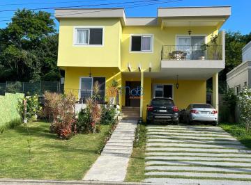 Casa · 259m² · 4 Quartos · 2 Vagas · Casa com 4 quartos no Condomínio Alphaville