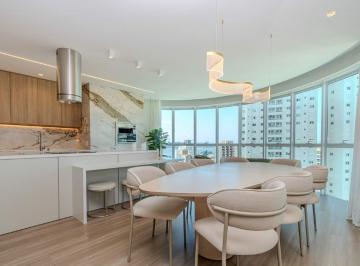 Apartamento · 128m² · 3 Quartos · 3 Vagas · Apartamento vista mar à venda no Ed. Le Majestic no centro de Balneário Camboriú