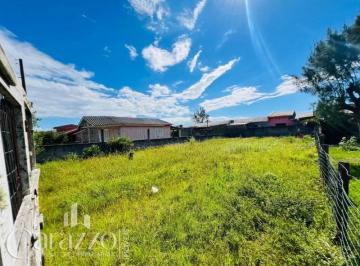 Apartamento · Terreno em Tramandai 