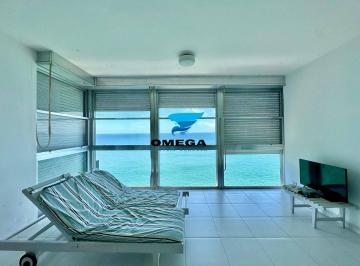 1b9a19f2671c0906ca827ede581fcbcb2da48ba2 · Apartamento frente mar à venda na praia das Pitangueiras no Guarujá I Omega Imoveis