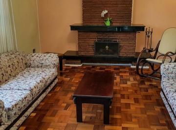 Casa · 240m² · 3 Quartos · 7 Vagas · Casa em  Rua Artigas - Petrópolis - Porto Alegre/RS