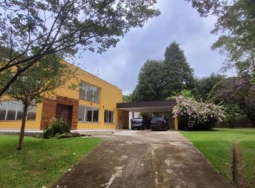 Casa · 750m² · 4 Quartos · 3 Vagas · Casa de condomínio em  Rua do Contorno - Moinho Velho - Embu das Artes/SP