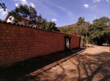 Casa en Venda de 4 quartos Colônia do Marçal · Casa de condomínio em Alameda das Buganvílias - Colônia do Marçal - São João Del Rei/MG