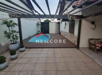 Casa · 473m² · 3 Quartos · 5 Vagas · Casa em Rua Ipê - Colonial - Contagem/MG