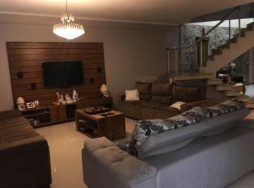 Casa · 400m² · 4 Quartos · 5 Vagas · Casa em  Rua Flores de Goiás - Vila Rosália - Guarulhos/SP