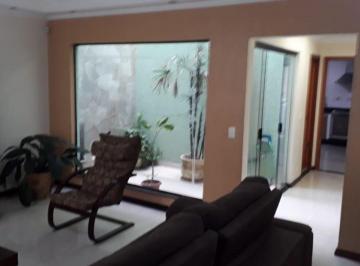 Casa · 234m² · 4 Quartos · 6 Vagas · Sobrado em Rua Albino dos Santos Quelhas - Taboão - São Bernardo do Campo/SP