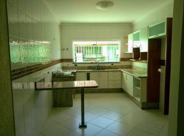 Casa · 202m² · 3 Quartos · 4 Vagas · Sobrado em  Rua Doutor João Ribeiro - Centro - Diadema/SP